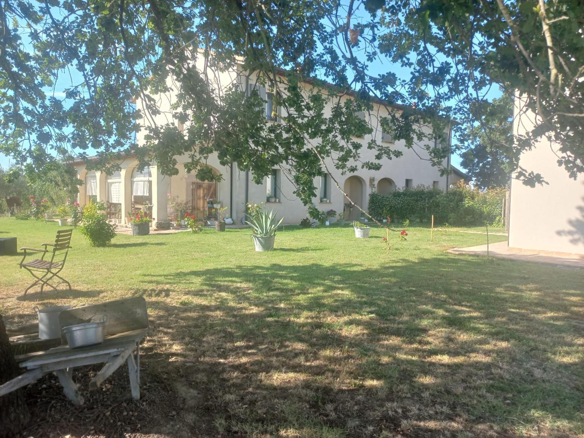 Beb Montefratta Bed & Breakfast Fratta Terme Exterior photo